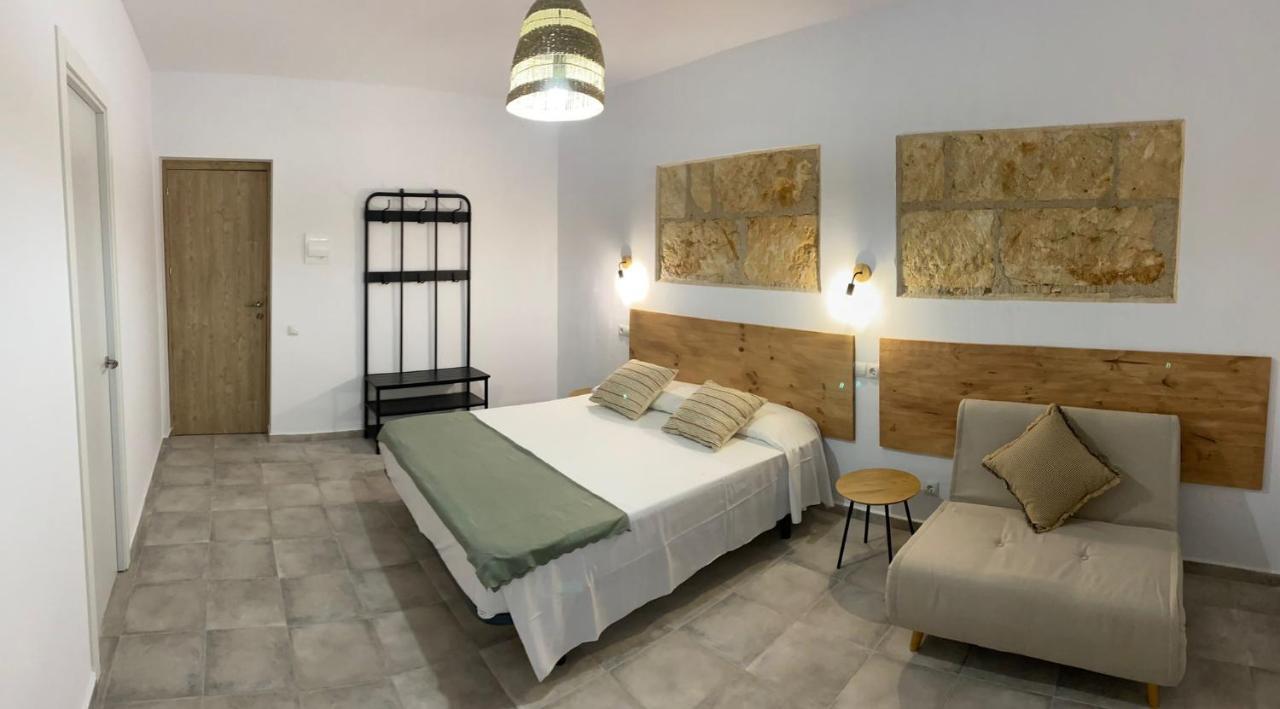 Hostal Residencia Alma Port de Alcudia  Exterior photo