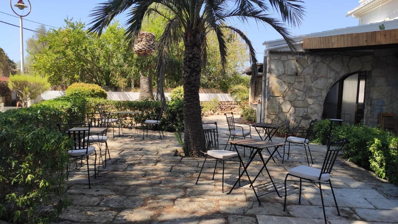 Hostal Residencia Alma Port de Alcudia  Exterior photo